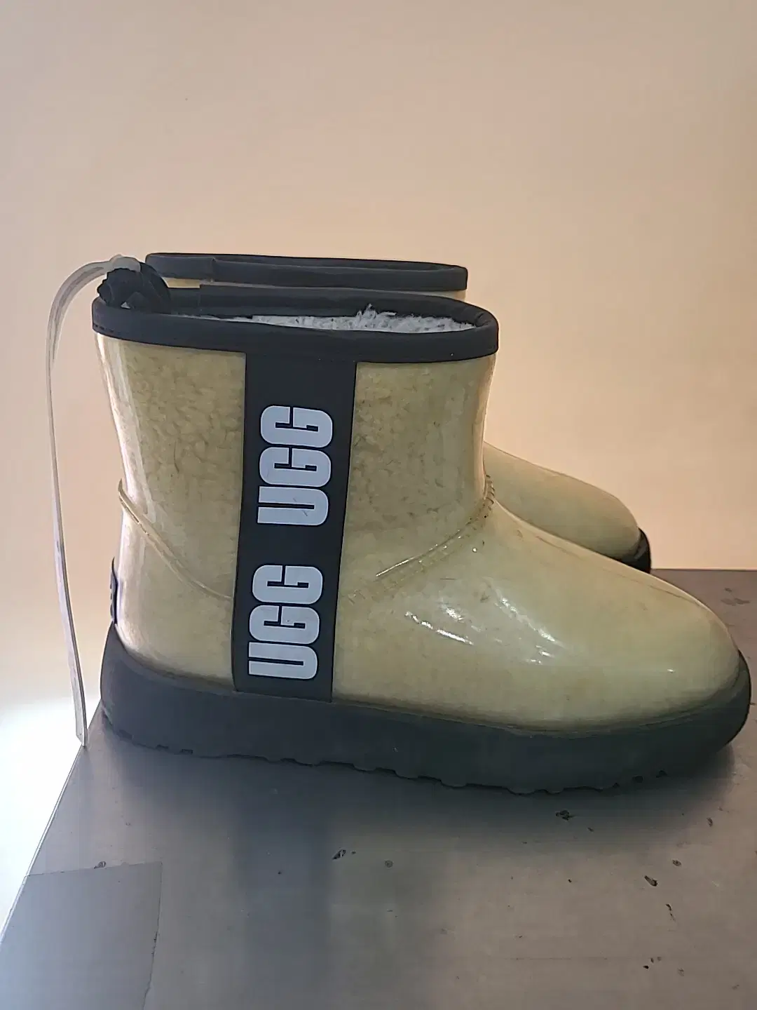 어그 UGG 210사이즈